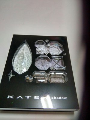kate凱婷純粹晶粹眼影盒PU-1色號