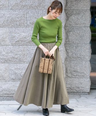 全新日系品牌軍綠色鬆緊腰帶口袋絨布長裙