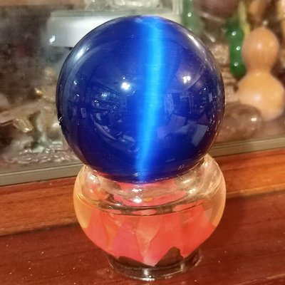 藍色貓眼石水晶球