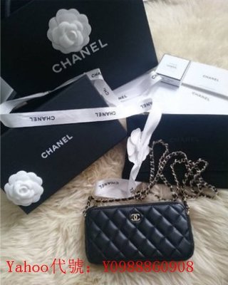 里昂二手正品  Chanel A82527 small leather 雙拉鍊 發財手機包 WOC 鏈帶包