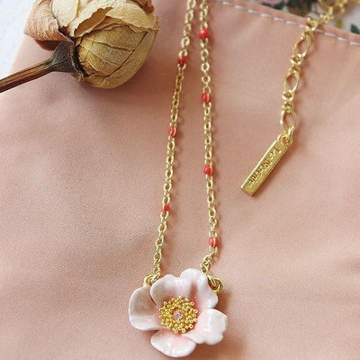 小Z代購#法國Les Nereides琺瑯首飾品 粉玫瑰芬芳盛開 金色花蕊鑲鉆項鏈