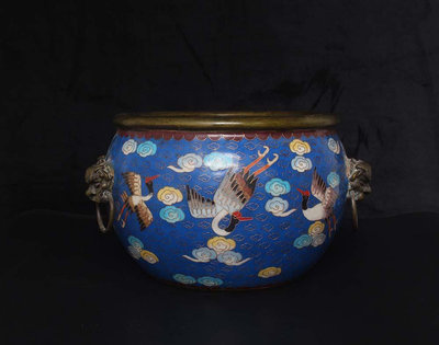 景泰藍雙獅耳帶環仙鶴缸尺寸直徑20厘米，高15.5厘米重量約5.2千克13240836【萬寶樓】古玩 收藏 古董