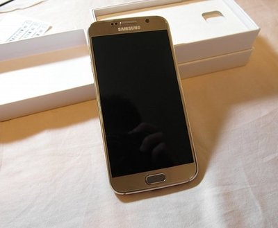 『皇家昌庫』Samsung Galaxy S6  金色..96%成新 狀況不錯 盒裝配件齊全
