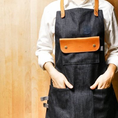 點子包【icleaXbag】棕色皮革手工工作圍裙(脖圍式)  餐廳 服務員 職業圍裙 工作服