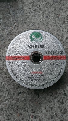 芳昌五金，含稅綠色鯊魚牌 切斷 砂輪片 切片 超耐切網狀 105x1x16mm 680片盒裝