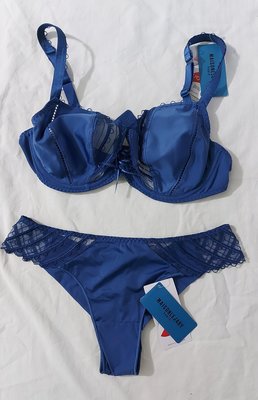 （特惠）全新僅一套，法國品牌 Maison Lejaby 藍色內衣 34D=75D 配01/XS碼丁褲。Chantelle 莎露 Salute 華歌爾 仙黛爾