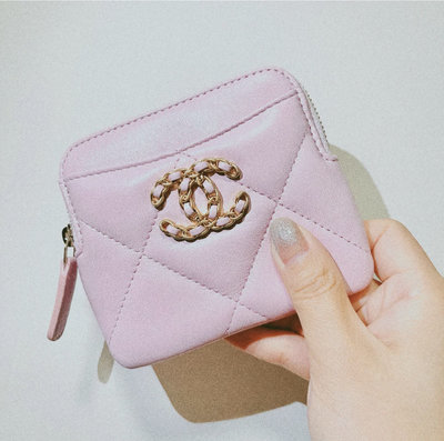 全新Chanel 19春季紫粉/葵紫色多用途零錢包&amp;卡包
