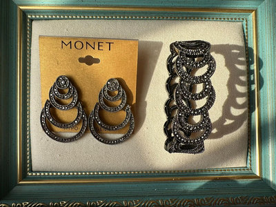 Monet莫奈中古vintage 黑金系列 項鍊、毛衣鍊、耳