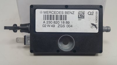 BENZ W230 R230 SL55 03-04 天線強波器 後音響板 (日本外匯拆車品) 2308201889