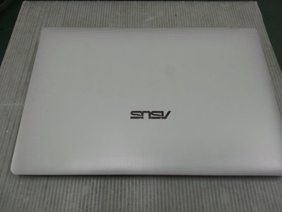 【 創憶電腦 】ASUS 華碩 X501A 15.6吋  筆記型電腦 不保固 零件機 直購價1200元