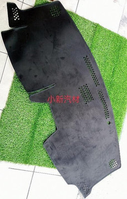 TOYOTA 豐田 SIENNA 2021- 專用台灣制黑色麂皮不織布避光墊 (無抬頭顯示器)