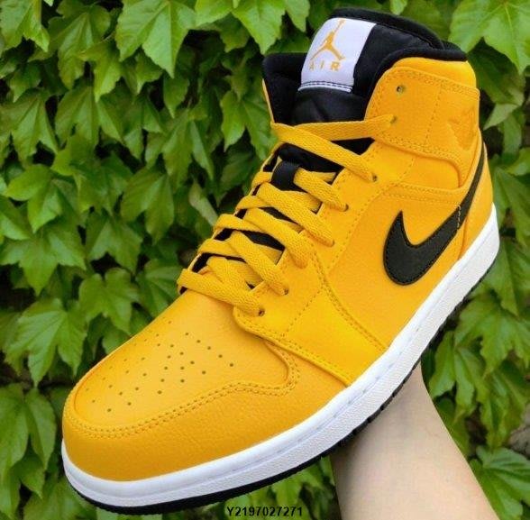 Nike jordan 1 mid taxi