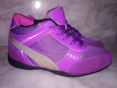 甜甜妞妞小舖 ☆全新品牌 TOP GIRL 紫色女鞋 內增高鞋 休閒鞋--35號