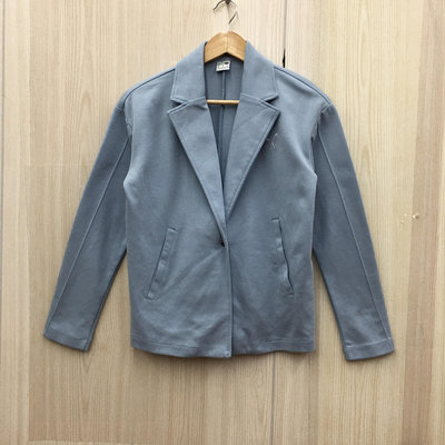 【愛莎＆嵐】PUMA 女 藍色西裝外套 / XS  11211 21