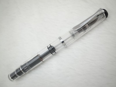 A697 百利金 德國製 透明示範M200 B尖鋼筆(庫存新品)(活塞上水)