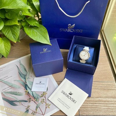 雅格精品代購 Swarovski 施華洛世奇 澳洲小牛皮錶帶(4) 運動型計時手錶 腕錶 歐美代購