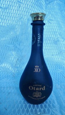 黑色小館~~4F34~~~樣品酒XO Otard空酒瓶(約高12公分.寬5公分)