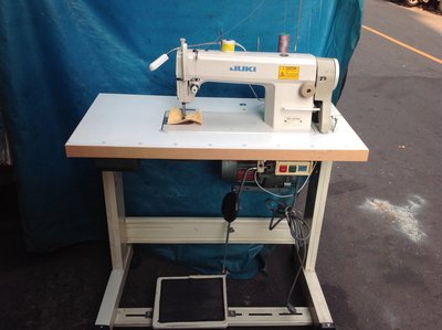 工業縫紉機 日本原裝JUKI.5550N、縮小板（85ㄨ43)家用 學生、不佔空間、(附說明書)--