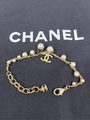 Chanel淡金色珍珠手鍊