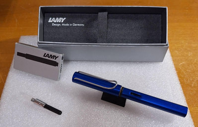 【庫藏新筆】LAMY 拉米 / AL-star 恆星系列 F尖 (鋼尖) 亮藍色 鋼筆 / 德國製 贈送：LAMY原廠墨水管1盒 + 全新原廠吸墨器1支