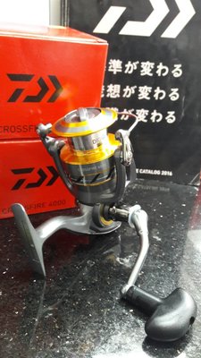 {龍哥釣具2}DAIWA CrossFire 2000/3000型捲線器  特價免運費~