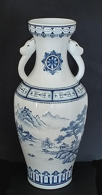 【生活收藏】早期金門陶瓷-青花吉祥瓶