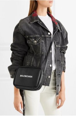 巴黎世家 Balenciaga Everyday printed leather camera bag 相機包 黑