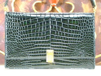 精品大師-BALLY-鏡面黑鱷魚皮2用CLUTCH手拿包/市價30萬-全新真品