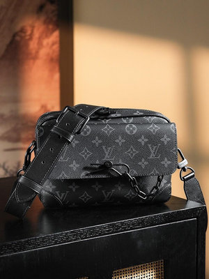 『RP精品』LOUIS VUITTON 新款 LV STEAMER 黑色 老花 鏈條 男士 郵差包