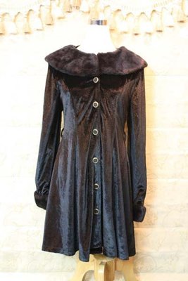 【性感貝貝2館】黑色大寬領絲絨復古大衣外套, La Feta iRoo Wanko Honor 貝爾尼斯款特賣會
