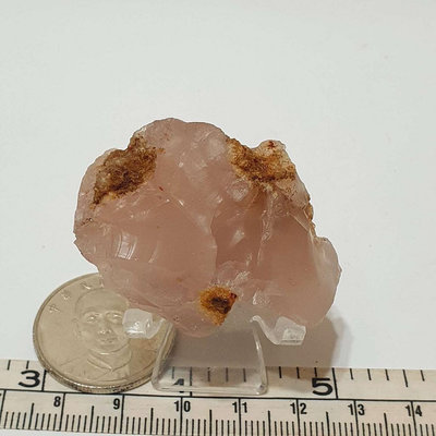 粉紅玉髓 35g +壓克力架 原礦 礦石 原石 教學 標本 小礦標 礦物標本5