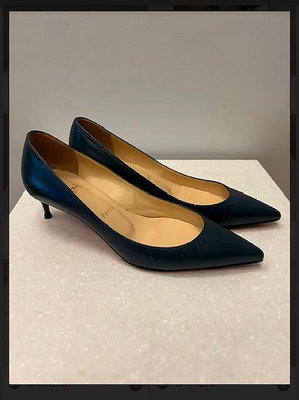 （好友寄賣商品）真品法國品牌Christian Louboutin經典紅底水藍綠地跟鞋(尺寸37)