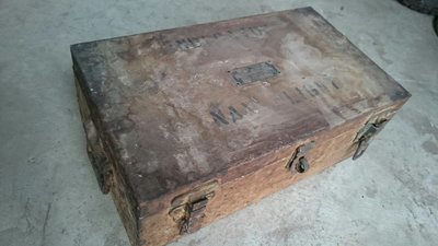 早期...復古鐵箱..日本時期工具箱 .復古工業風.裝飾可用~!(編號:C)