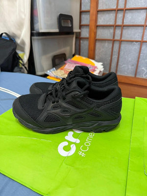 「 二手鞋 」 Mizuno 女生運動休閒鞋 US5（黑）137