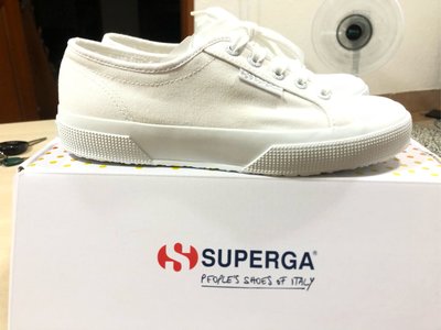 Superga 白標小白鞋
