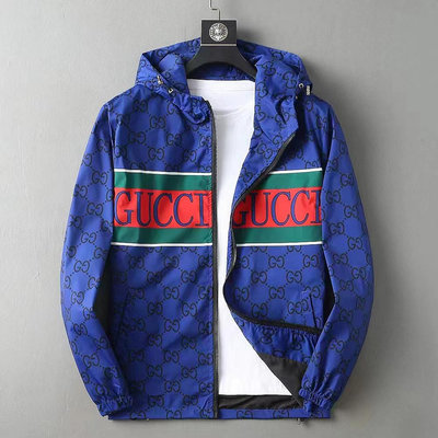 Gucci  2024最新品，時尚夾克外套，上身舒適透氣，潮流大氣，五金裝飾輔料，時尚易搭配，上身帥氣十足！ NO347721