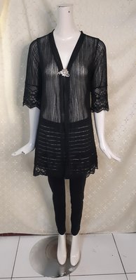 L313 品牌 衣佳人 黑色刺繡蕾絲花朵 彈性網紗外套