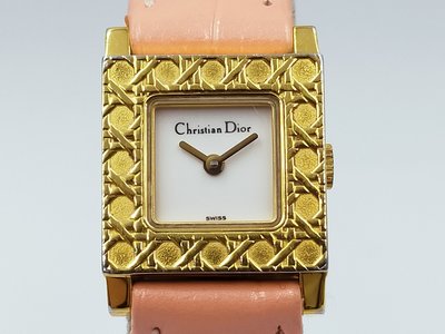 【發條盒子H8965】Christian Dior 迪奧CD 方型貝殼白面 石英鍍金 經典女錶款D60-159
