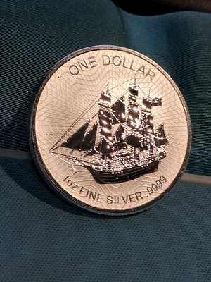 Cook Islands 2017 The Bounty Sailing Ship 1 oz silver coin