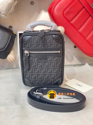 《當肯二手名品》FENDI 新款 黑灰 老花 迷你行李箱 手提包 側背包 斜背包 travel mini 7VA542 ㊣