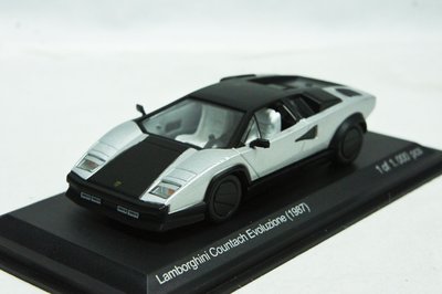 【超值特價】1:43 White Box Lamborghini Countach Evoluzione ※限量一千台※