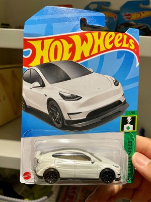 風火輪 Hot Wheels Tesla Model Y