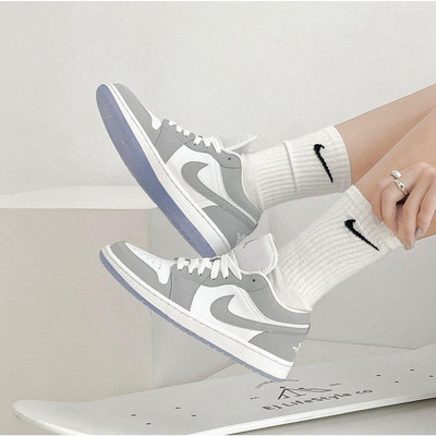 限時特賣Nike Air Jordan 1 low 灰白 煙灰 男女同款 AJ1 韓版 AJ1DC0774105