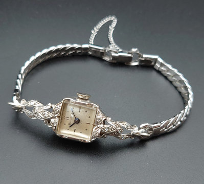 1953年 BULOVA 寶路華 14K白金 12顆鑽石 女裝古董腕錶