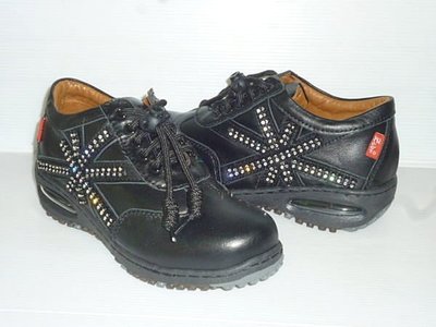Zobr路豹牛皮氣墊休閒鞋 NO:BB717 顏色: 黑色 雙氣墊款式 ( 最新款式)