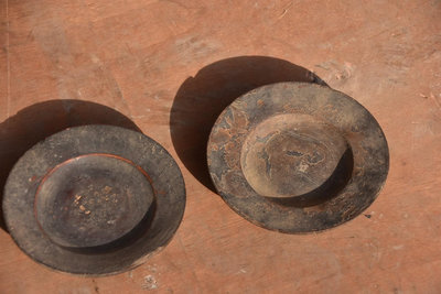 收來的~清早期老楠木盤兩個，，成色如圖，一個開裂，包老！！！直徑：14厘米12322 木雕佛像 佛像擺件 實木雕刻【臥龍之地】