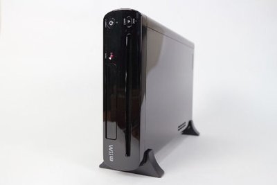 土城可面交現貨超便宜任天堂 Wii U 原廠 主機直立架.黑跟白兩色齊全