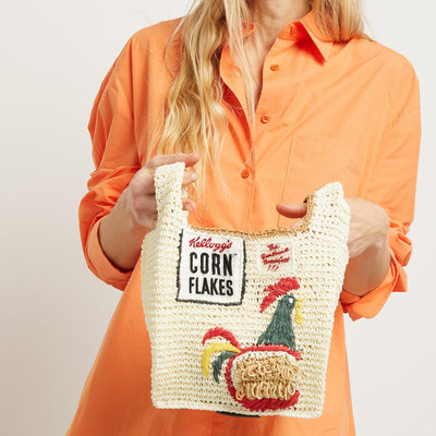 【折扣預購】24春夏Anya Hindmarch Brands Corn Flakes Raffia Mini Tote迷你款家樂氏玉米片草編包白色