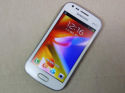 Samsung Galaxy GT-S7562