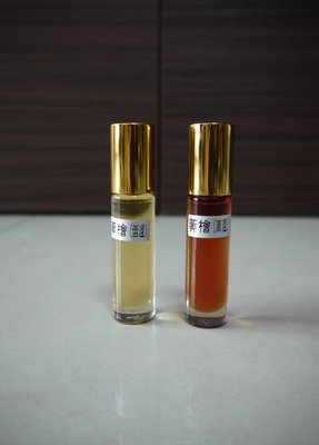 台灣純天然滾珠瓶8cc無稀釋黃檜木 高、低溫精油 (特價~特價~特價)